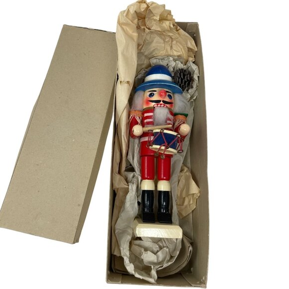VTG Expertic Erzgebirge Nutcracker Drummer Box Handmade DDR East Germany Wooden - Picture 1 of 9